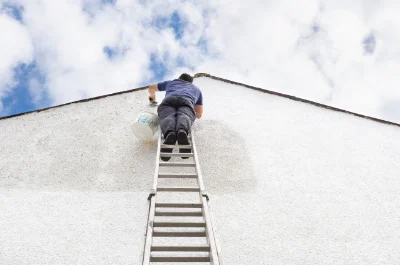 Peinture extérieure à Vergèze — façades et ravalement